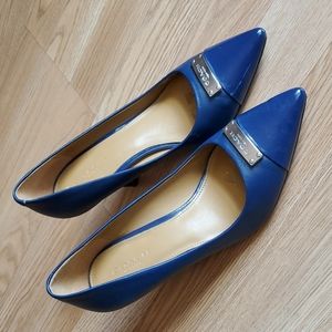 Leather Coach pumps